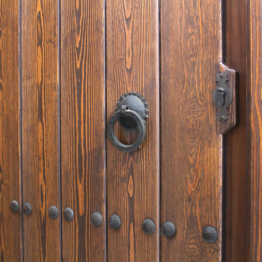 Detalle puerta rústica Segovia